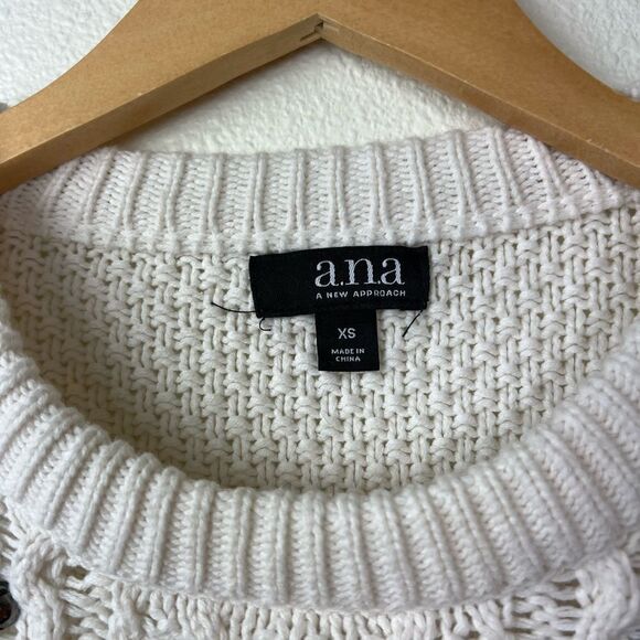 Ana Ivory Boho Studded Fringe Cable
Knit Sweater XS - Picture 8 of 8